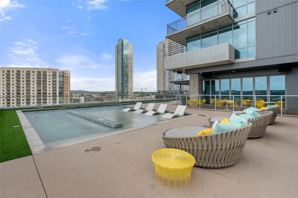 222 West Avenue #2802 Austin, TX 78701