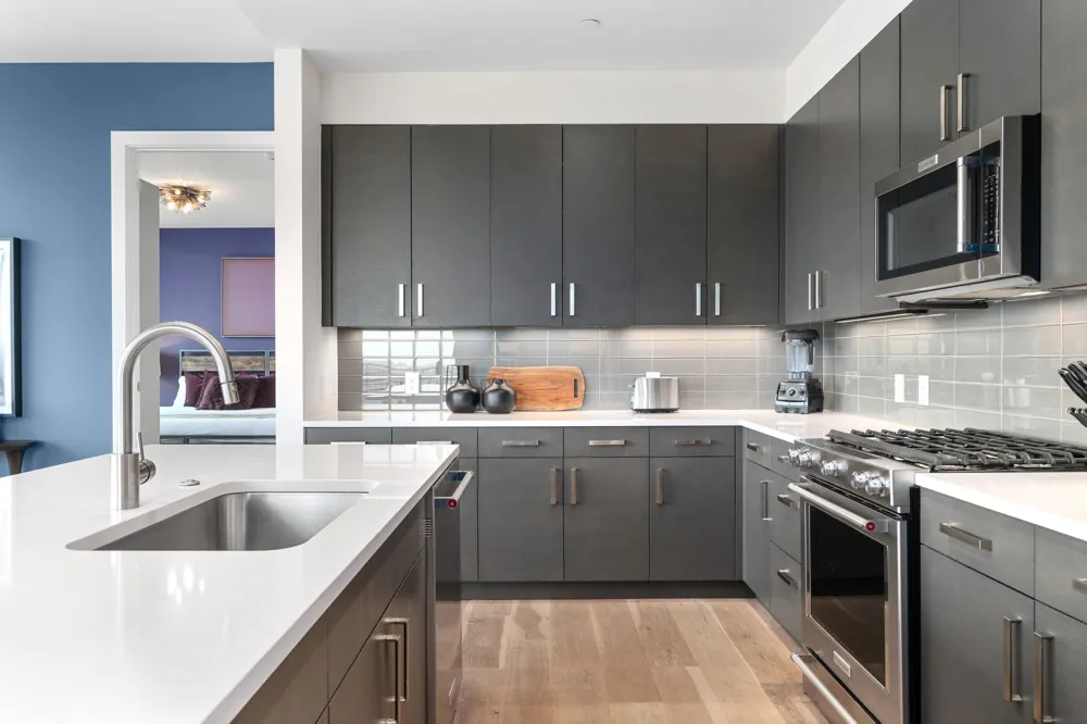 222 West Avenue #2802 Austin, TX 78701