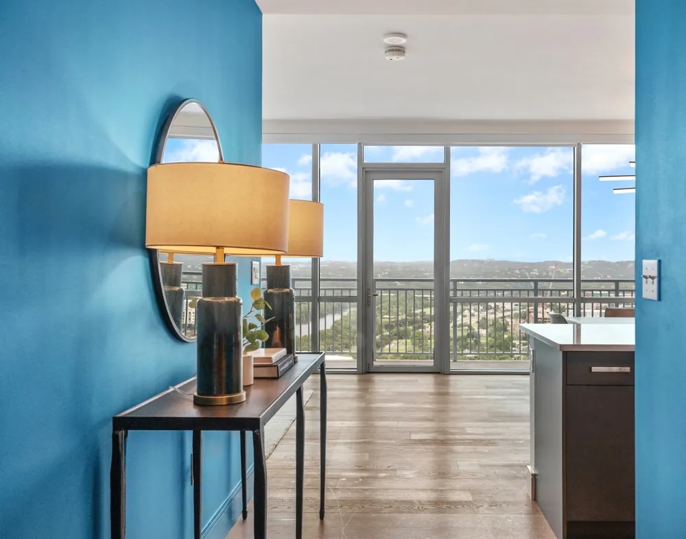 222 West Avenue #2802 Austin, TX 78701