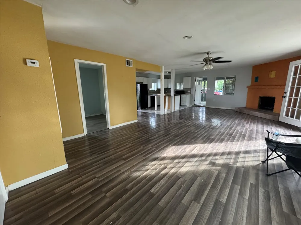 6304 Hudson Bend Road Austin, TX 78734