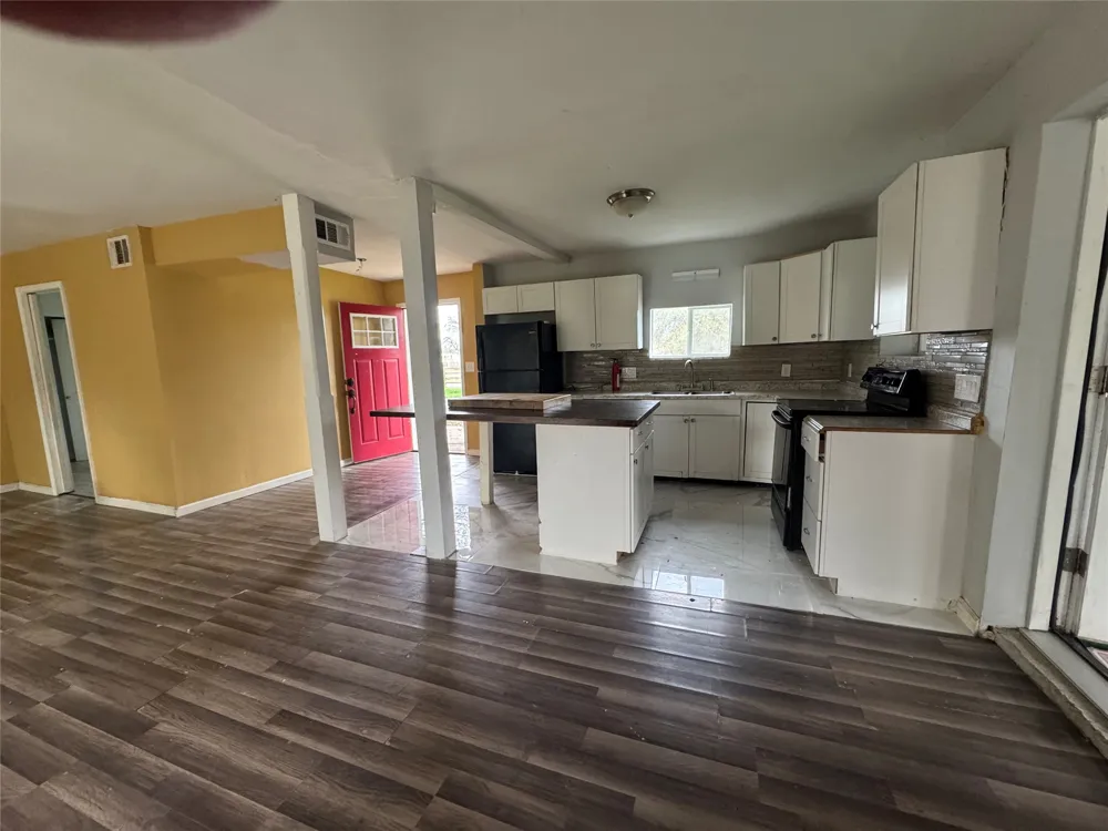 6304 Hudson Bend Road Austin, TX 78734