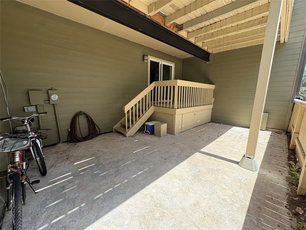 553 Demarett Drive Point Venture, TX 78645