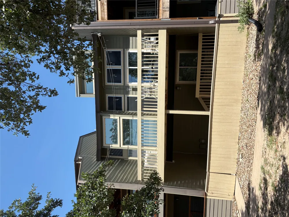 553 Demarett Drive Point Venture, TX 78645
