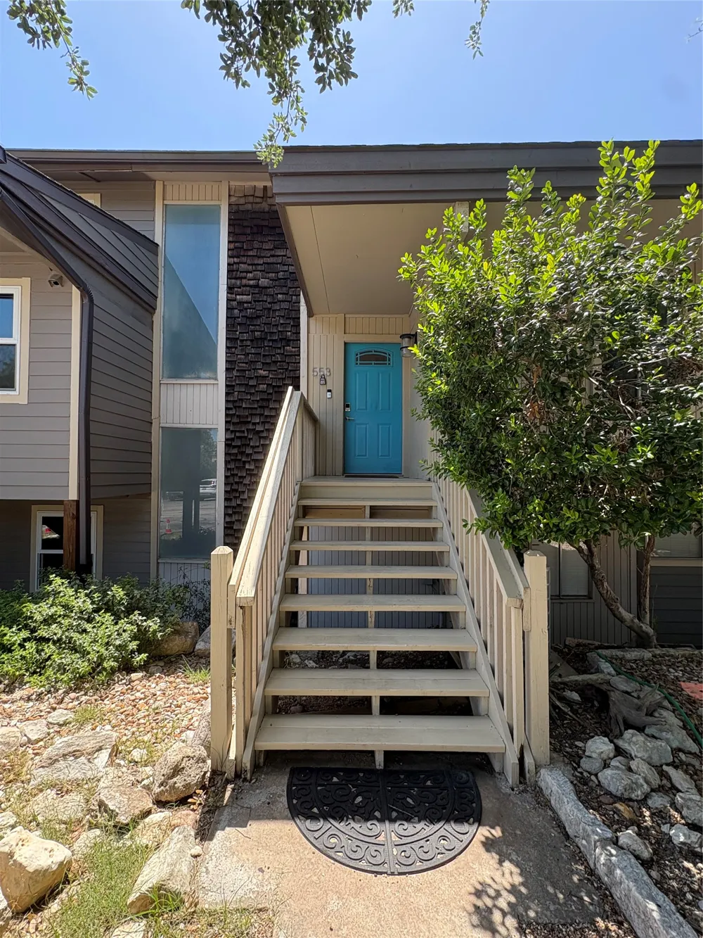 553 Demarett Drive Point Venture, TX 78645