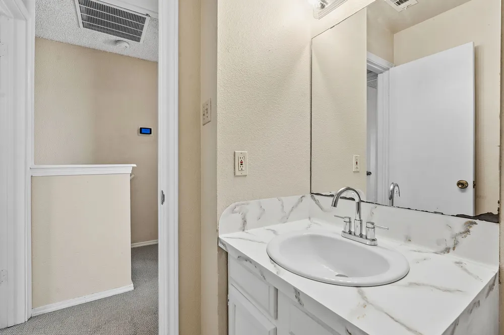 3009 Whisper Oaks Lane #C Georgetown, TX 78628