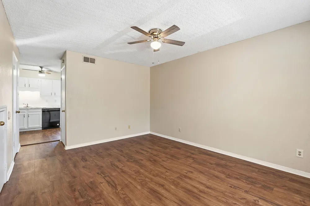 3009 Whisper Oaks Lane #C Georgetown, TX 78628