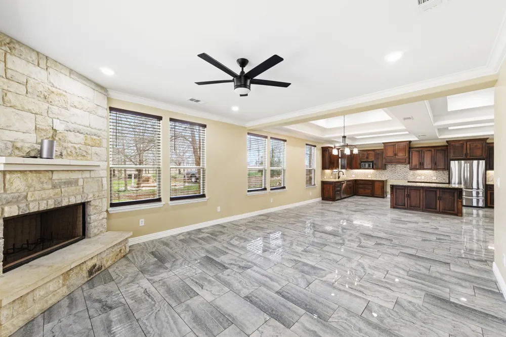 2247 Old Highway 20 McDade, TX 78650