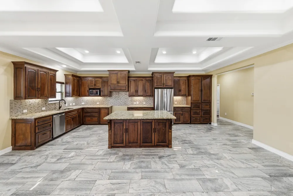 2247 Old Highway 20 McDade, TX 78650
