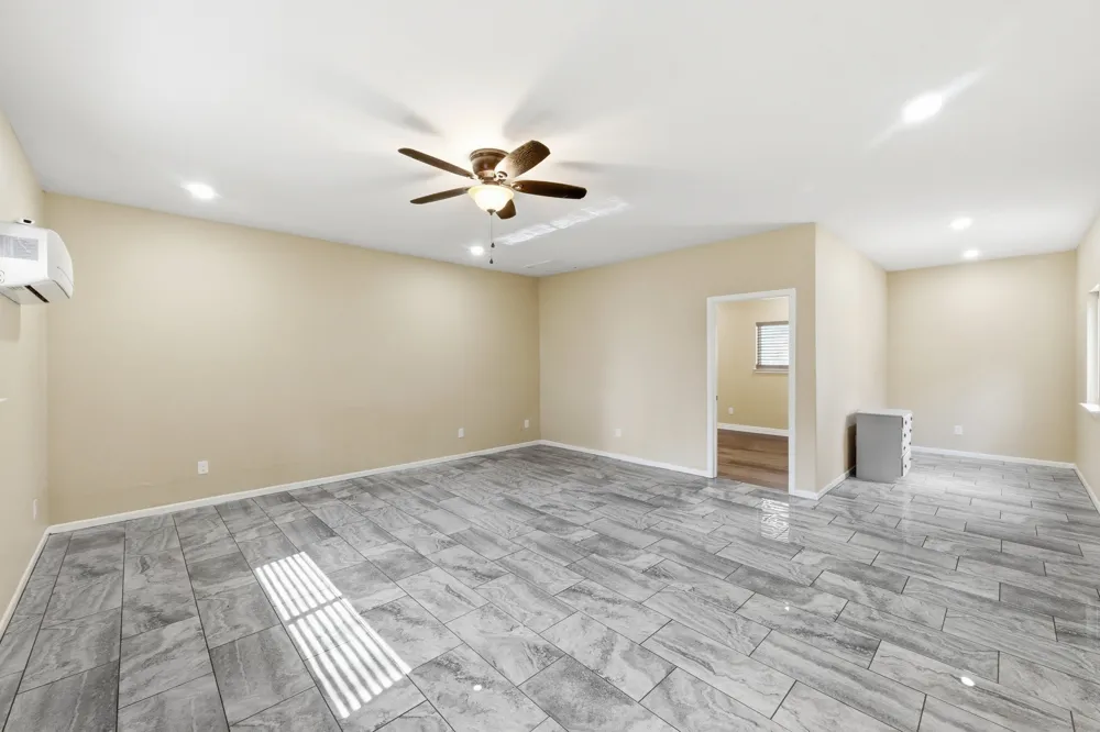 2247 Old Highway 20 McDade, TX 78650