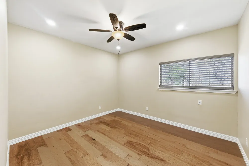 2247 Old Highway 20 McDade, TX 78650