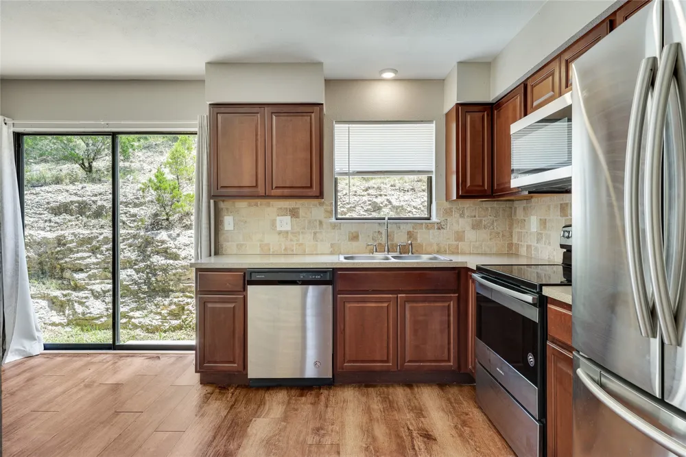 21461 Coyote Trail #6 Lago Vista, TX 78645