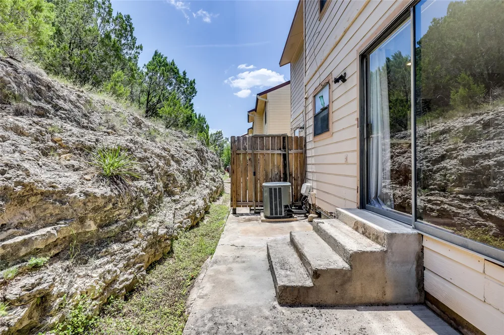21461 Coyote Trail #6 Lago Vista, TX 78645