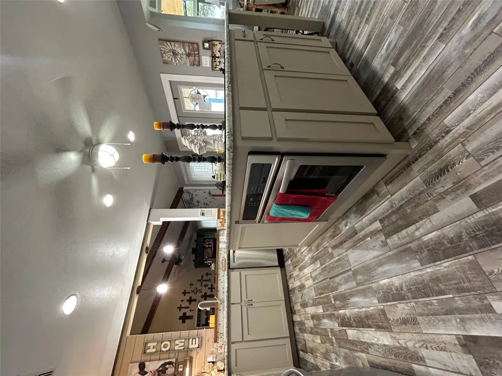 15892 Wood Rd Highway Holland, TX 76534