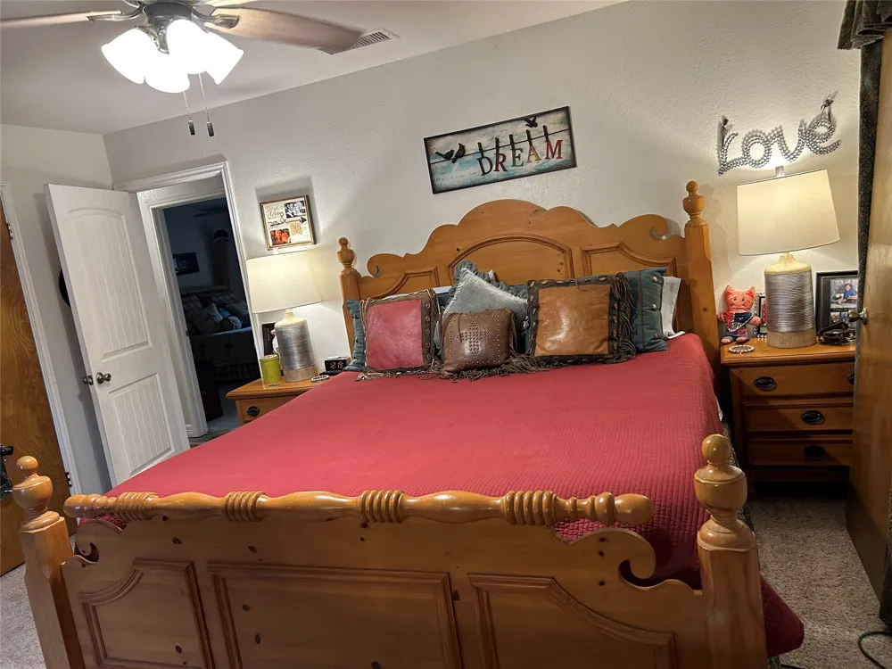 15892 Wood Rd Highway Holland, TX 76534