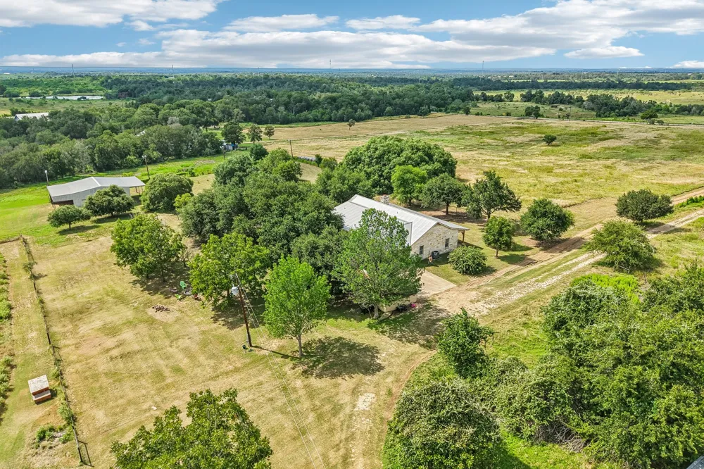 387 Goertz Drive Red Rock, TX 78662