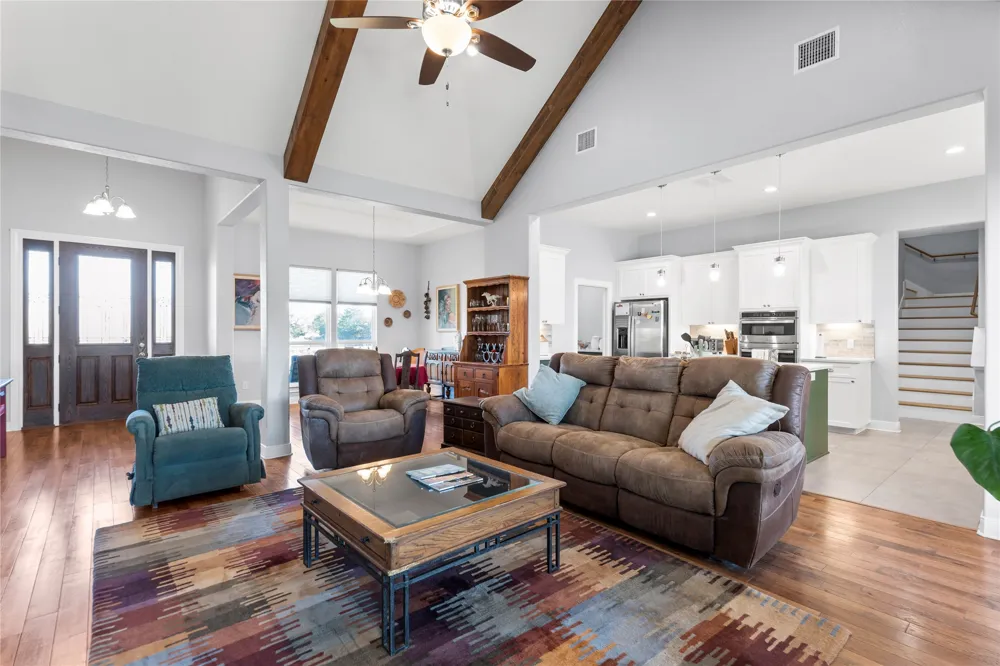 1434 Antioch Road Paige, TX 78659