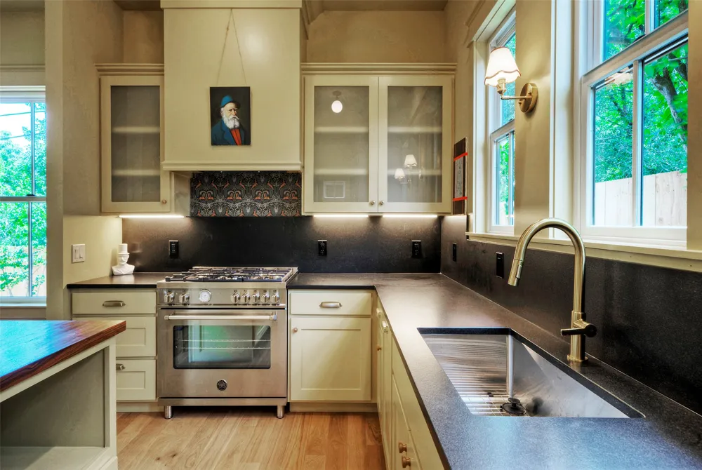 3309 Larry Lane #2 Austin, TX 78722