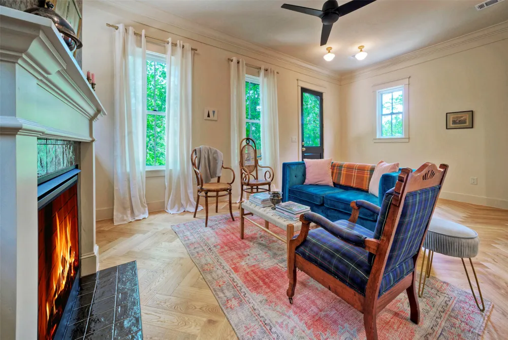 3309 Larry Lane #2 Austin, TX 78722