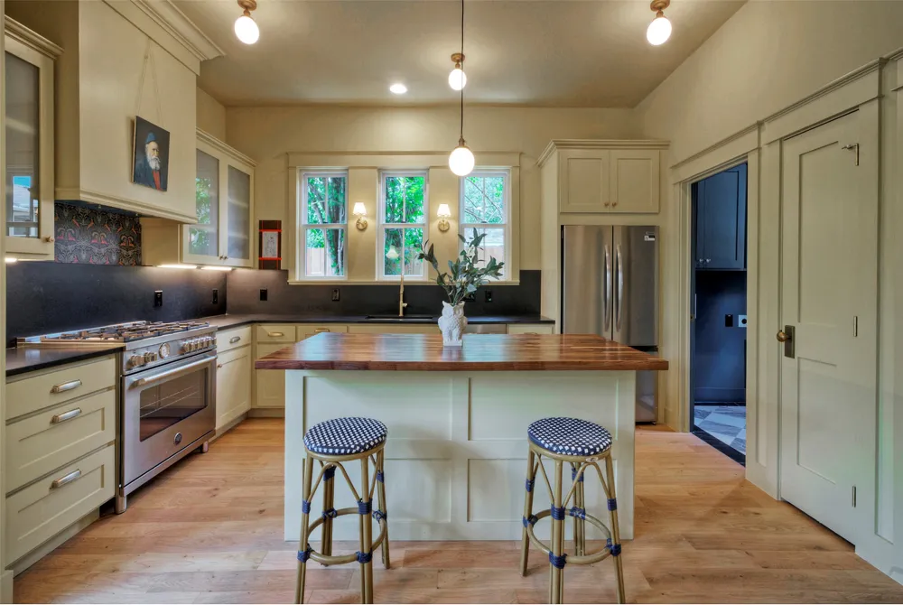 3309 Larry Lane #2 Austin, TX 78722