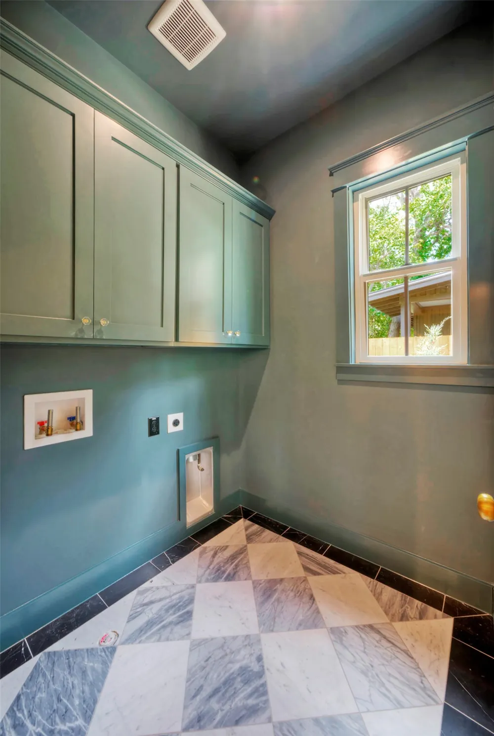 3309 Larry Lane #2 Austin, TX 78722