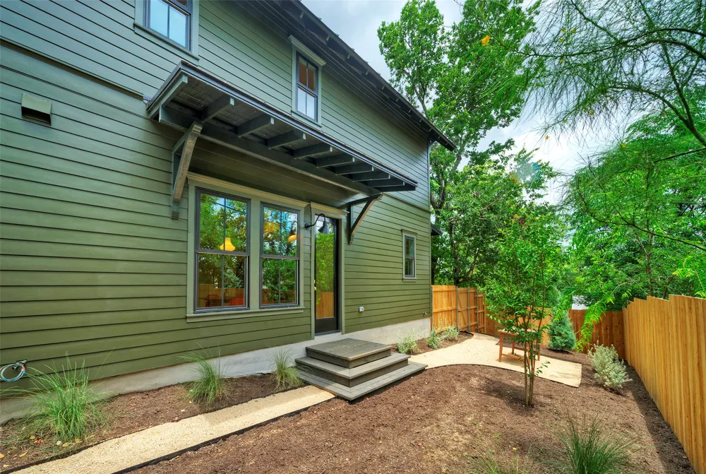 3309 Larry Lane #2 Austin, TX 78722