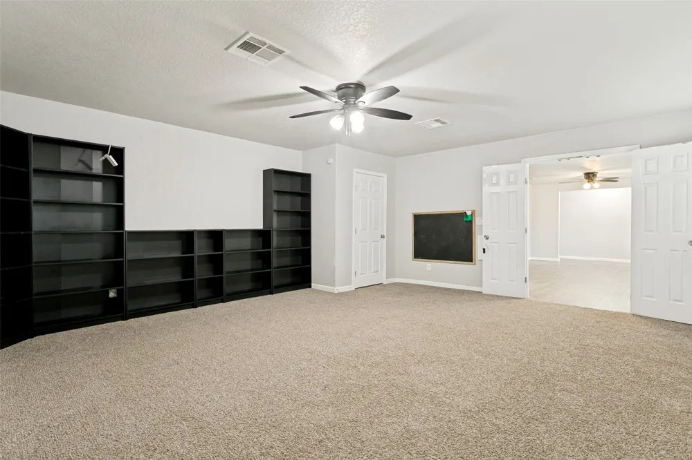 7247 Glen Hill San Antonio, TX 78239