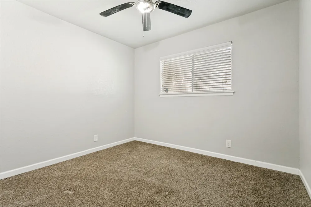 7247 Glen Hill San Antonio, TX 78239