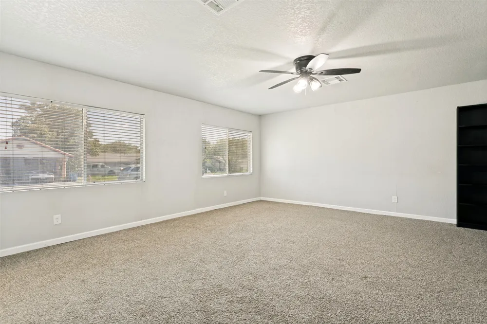 7247 Glen Hill San Antonio, TX 78239
