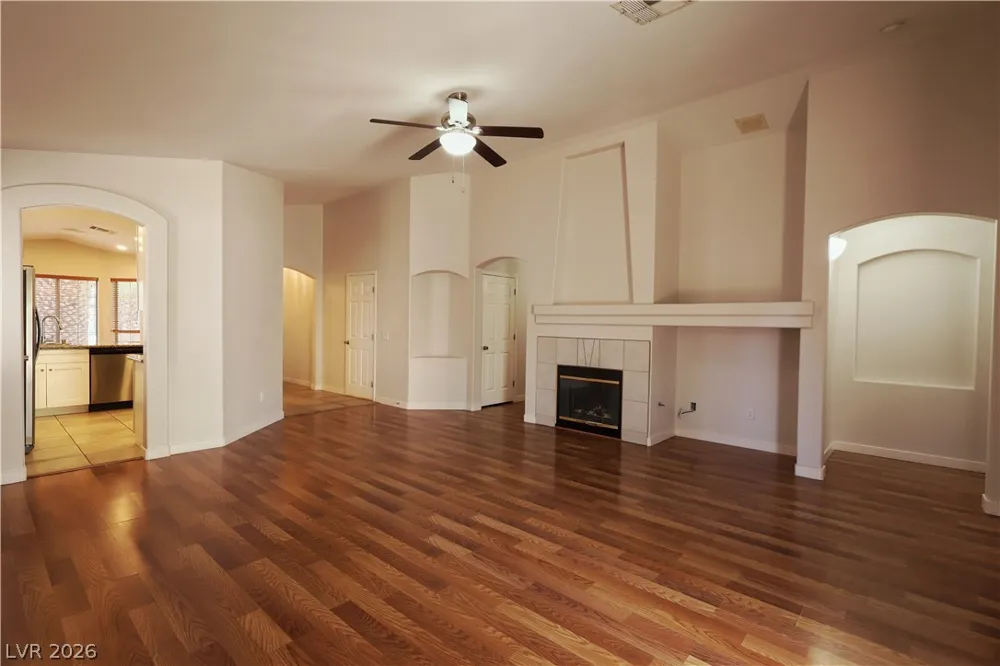 994 Trackers Glen Avenue Henderson, NV 89015