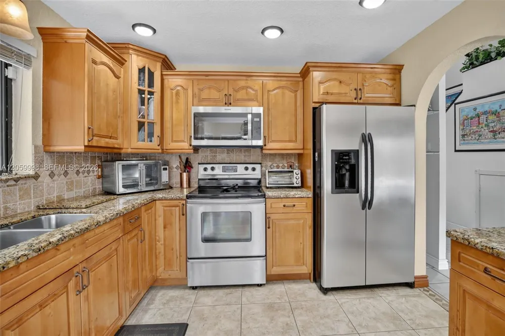 11584 Waterford Ct Cooper City, FL 33026