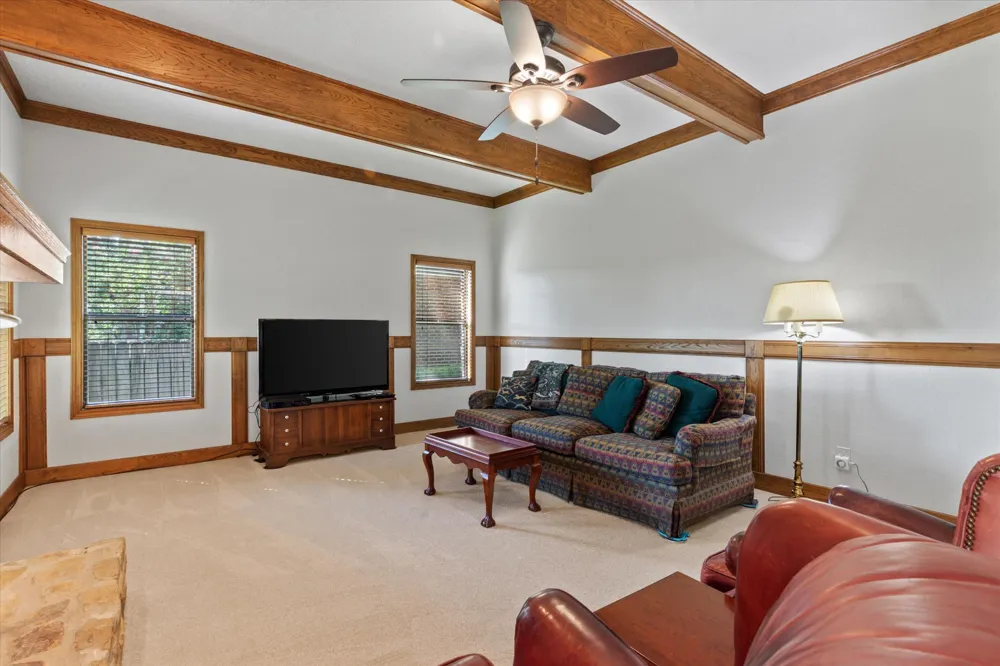 10806 Wintergreen Hill Austin, TX 78750