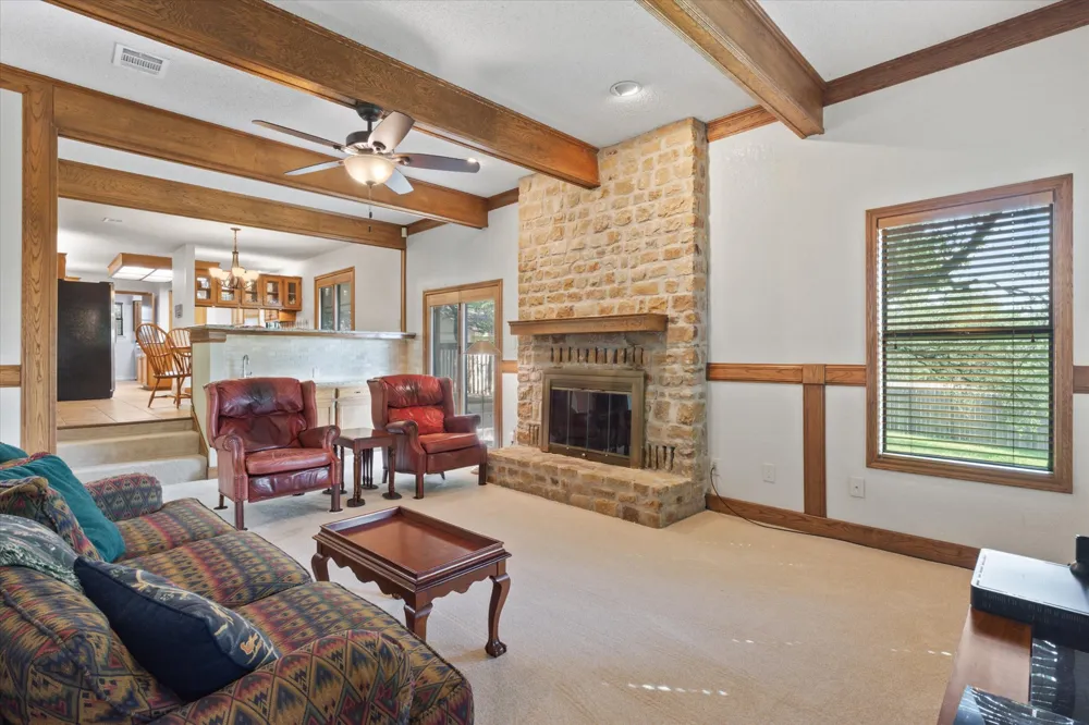 10806 Wintergreen Hill Austin, TX 78750