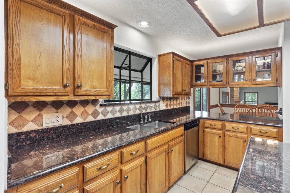 10806 Wintergreen Hill Austin, TX 78750