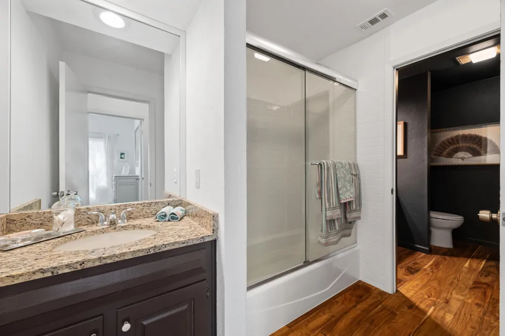 102 Crescent Bluff Lakeway, TX 78734