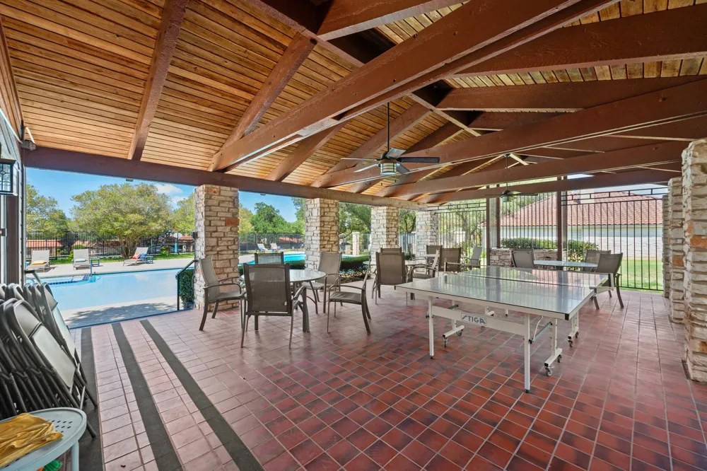 102 Crescent Bluff Lakeway, TX 78734