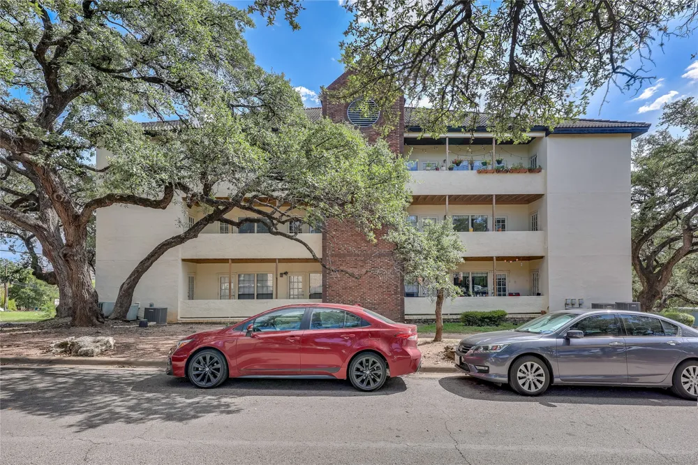 3001 Cedar Street #A-211 Austin, TX 78705
