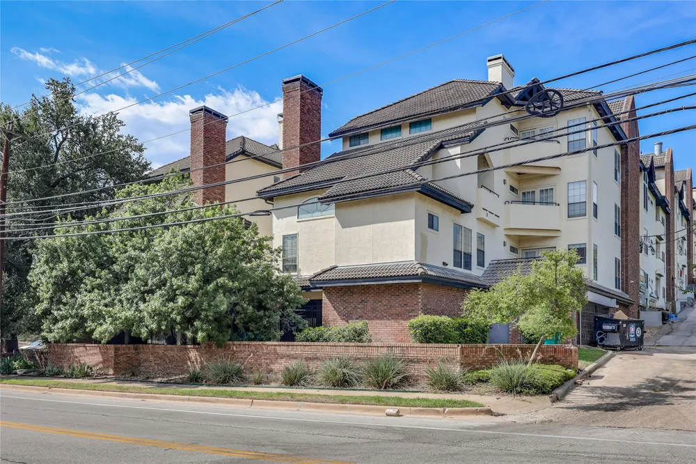 3001 Cedar Street #A-211 Austin, TX 78705
