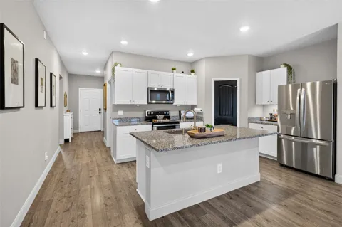 908 Gerardia Court