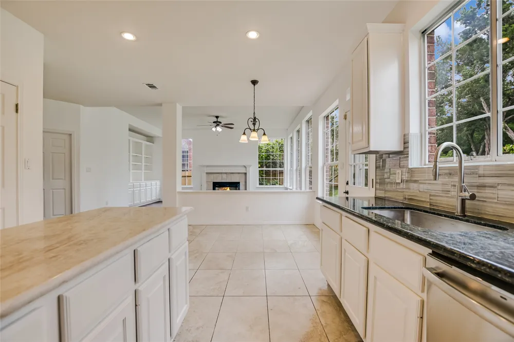 10201 Spicewood Mesa Austin, TX 78759