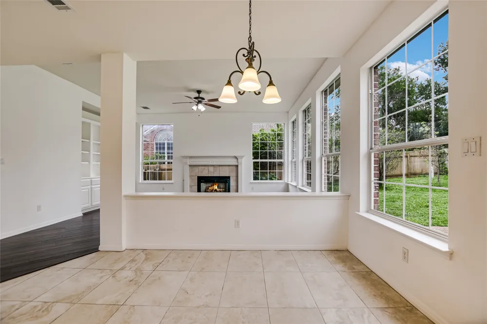 10201 Spicewood Mesa Austin, TX 78759