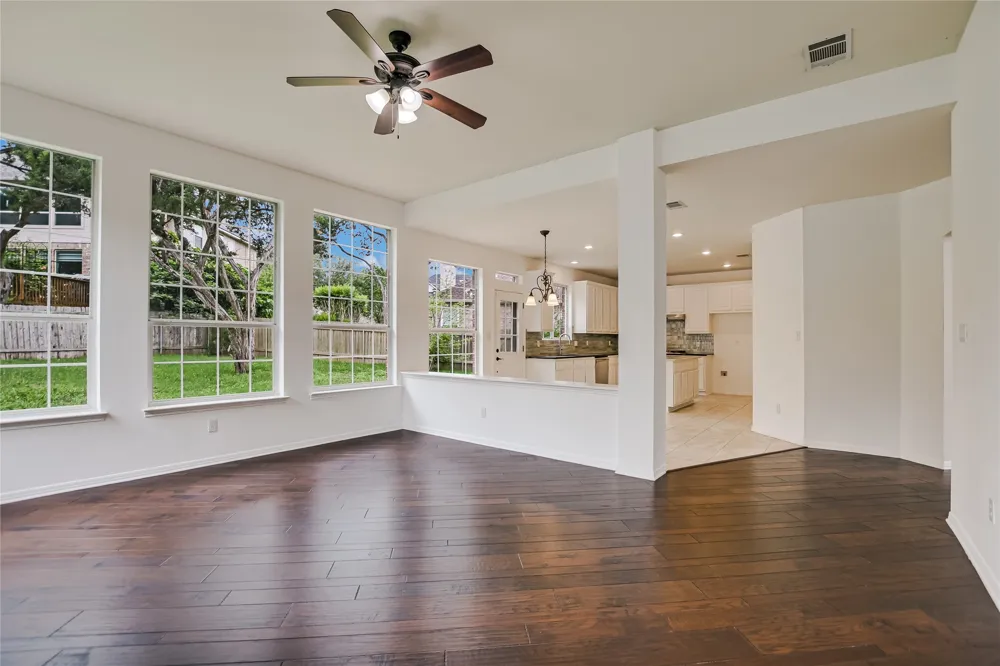 10201 Spicewood Mesa Austin, TX 78759