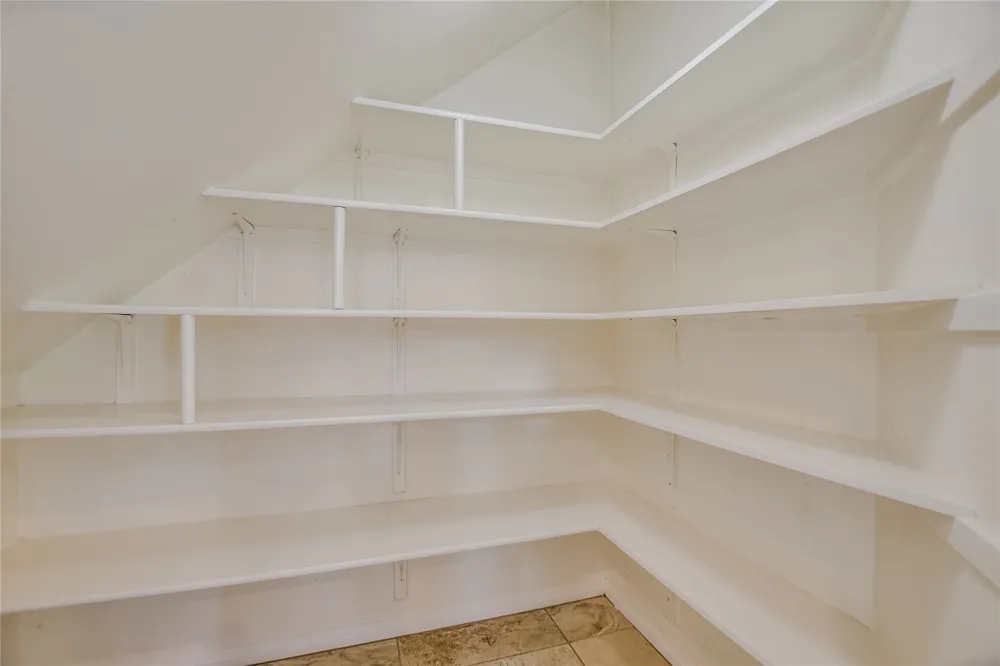 10201 Spicewood Mesa Austin, TX 78759