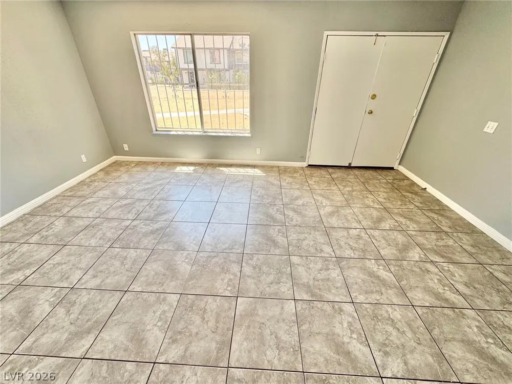 3911 Hartford Place Las Vegas, NV 89102