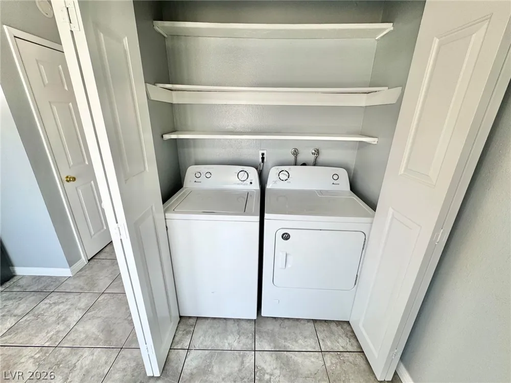 3911 Hartford Place Las Vegas, NV 89102