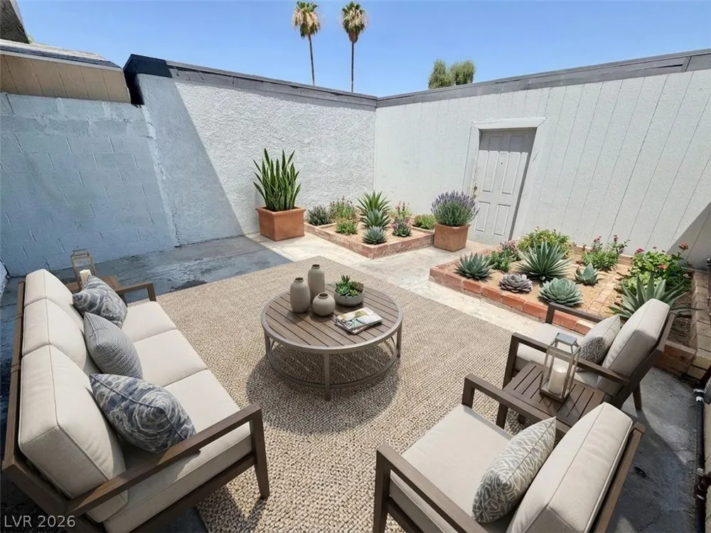 3911 Hartford Place Las Vegas, NV 89102