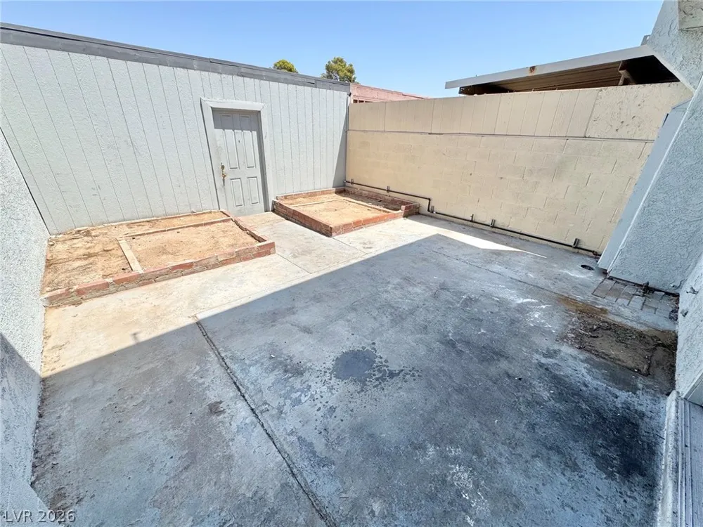 3911 Hartford Place Las Vegas, NV 89102