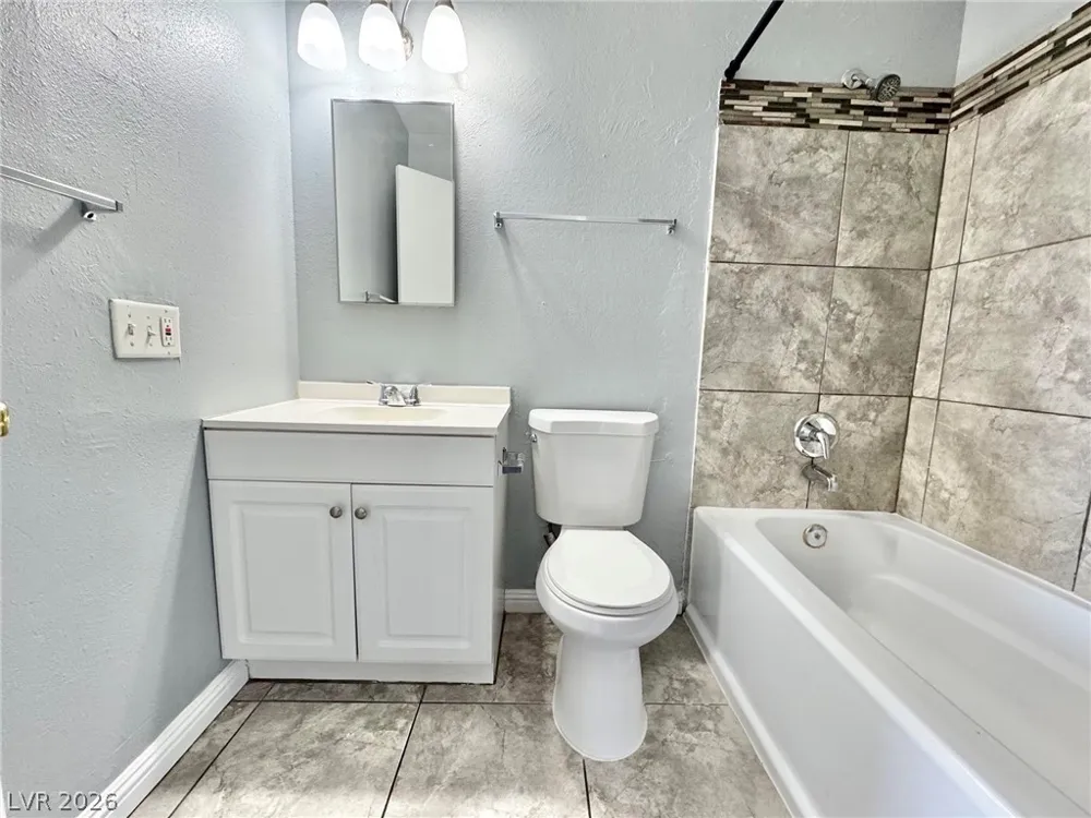 3911 Hartford Place Las Vegas, NV 89102