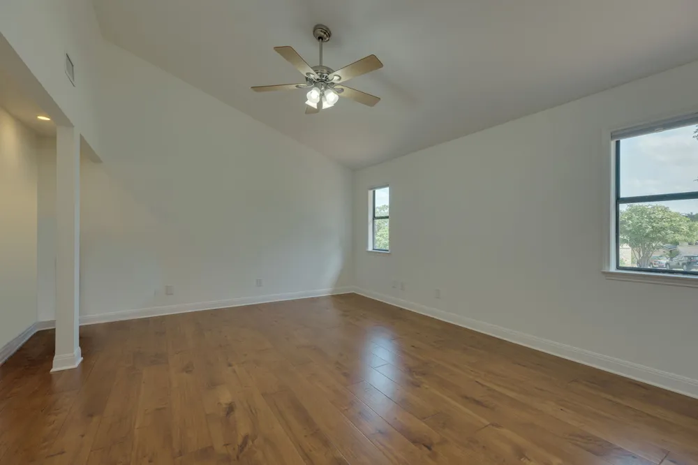 103 Crescent Bluff Lakeway, TX 78734