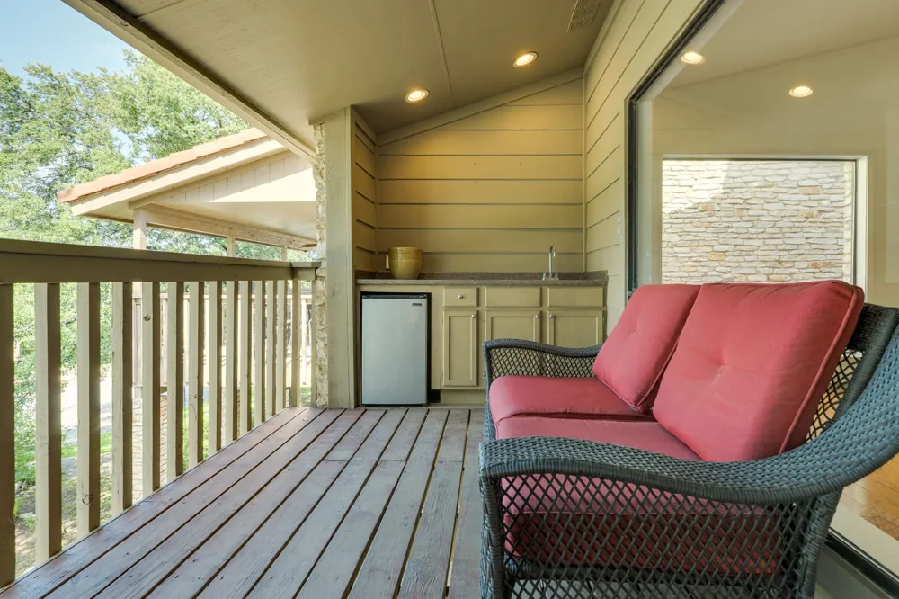 103 Crescent Bluff Lakeway, TX 78734