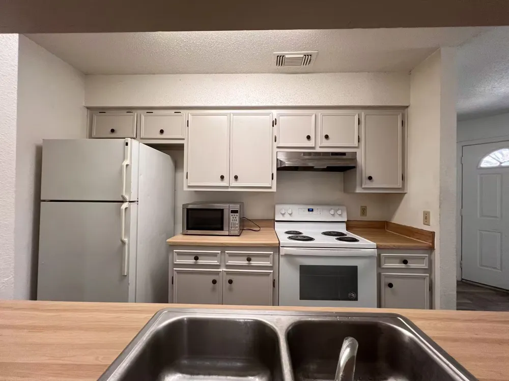 10616 Mellow Meadows #27A Austin, TX 78750